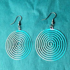 2/10$NWOT electroplated stainless steel rainbow color spiral statement earring